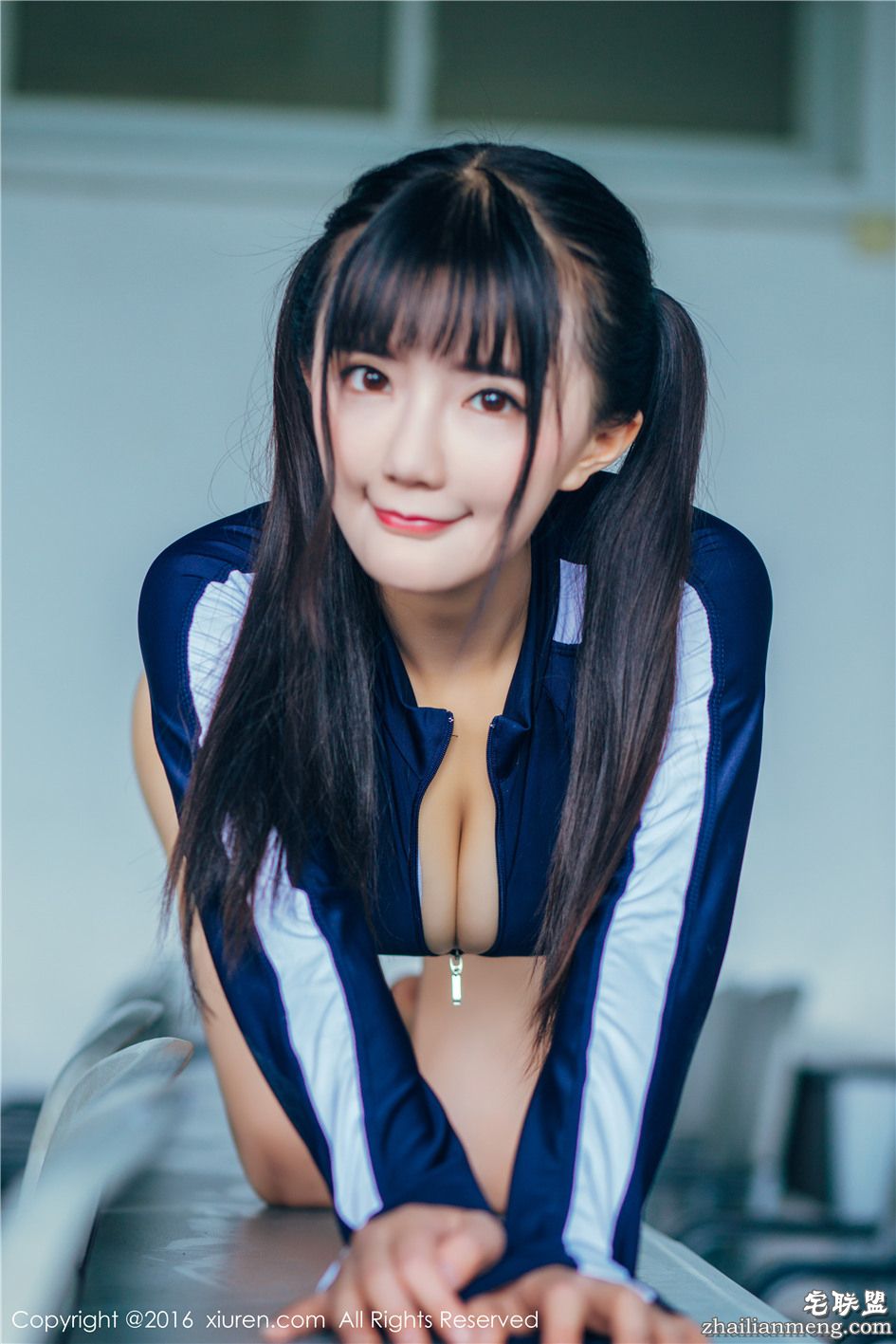 [秀人网] 超爆乳美少女阿乖Kiddo室内高清图片 第536期第3张