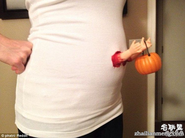 万圣节装扮最大赢家是孕妇妈妈，让你笑到哭吓到哭