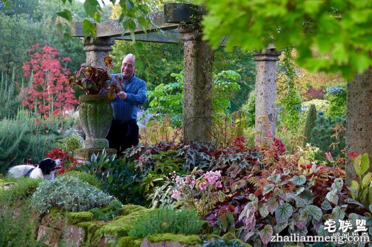 英国爸爸花费25年，打造浪漫秘密花园