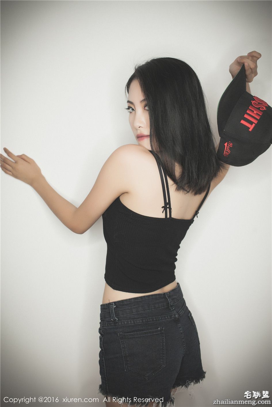 [秀人网] 时尚热裤嫩模黎蒨垚个性写真套图 第553期第9张