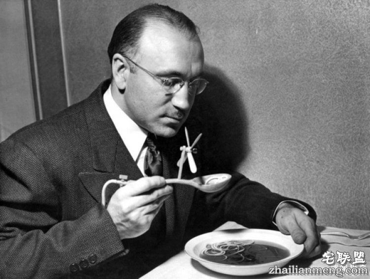 上世纪最开脑洞发明，给设计师跪了