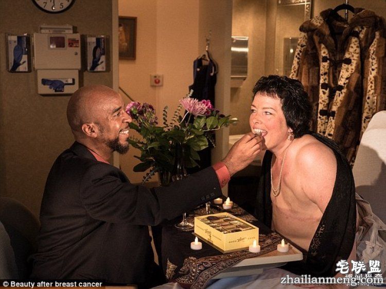 她花3年为乳腺癌幸存者拍下照片，有男人有女人