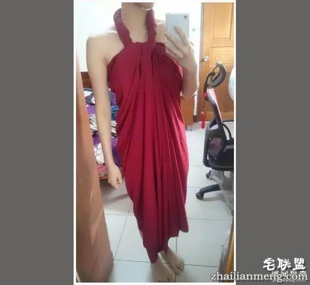 把件学士服玩得这么溜，台湾的女同学你也是够了！