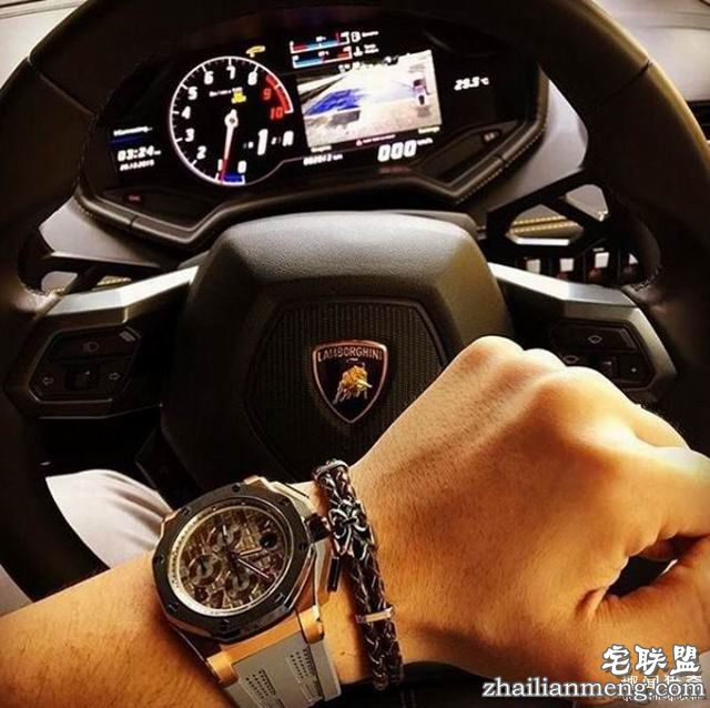 那些年刺痛我们双眼的炫富行为 IG上的各国炫富狂潮