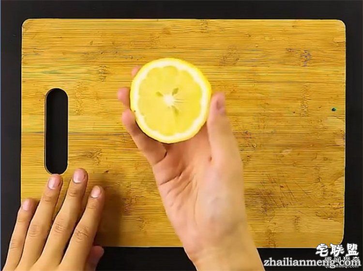 6种意想不到的食物，轻松解决你的厨房污渍苦恼！