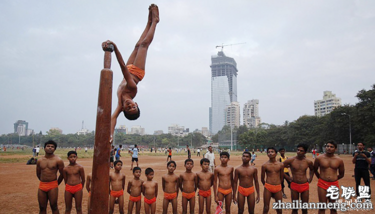 就是想红！所以印度人才拼命开挂自拍晒照