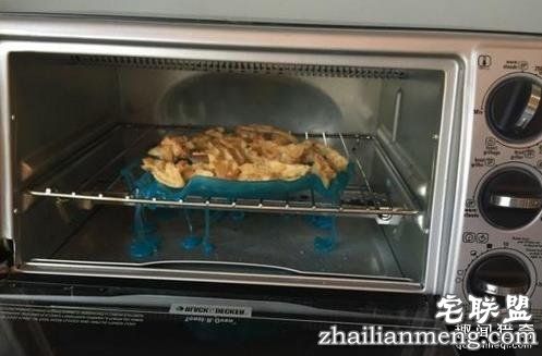 10张搞笑图告诉你，第一次做菜到底有多奇葩！