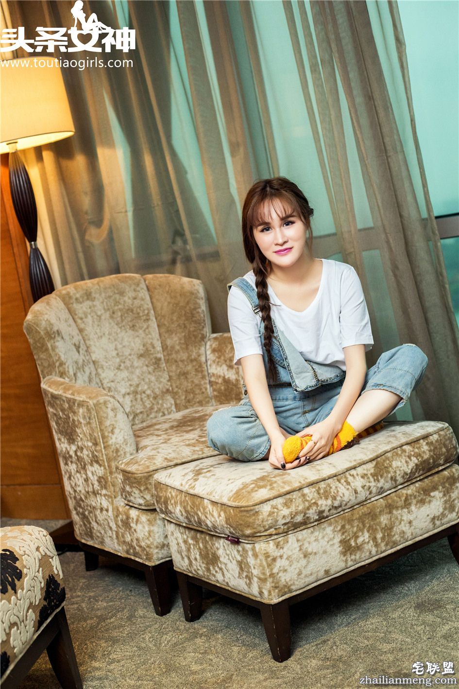 [头条<a href=https://www.zhailm.com/e/tags/?tagname=%E5%A5%B3%E7%A5%9E target=_blank class=infotextkey>女神</a>] 牛仔裤小清新mm沈晓爱可爱<a href=https://www.zhailm.com/e/tags/?tagname=%E7%A7%81%E6%88%BF target=_blank class=infotextkey>私房</a><a href=https://www.zhailm.com/e/tags/?tagname=%E5%86%99%E7%9C%9F target=_blank class=infotextkey>写真</a> 第144期第1张