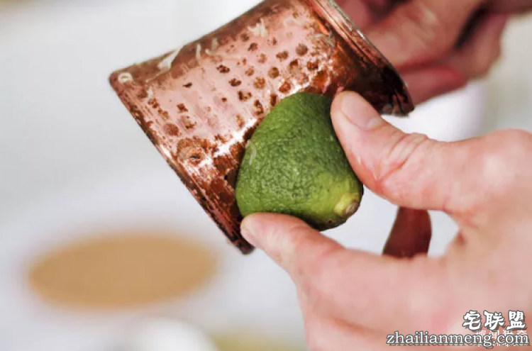 6种意想不到的食物，轻松解决你的厨房污渍苦恼！