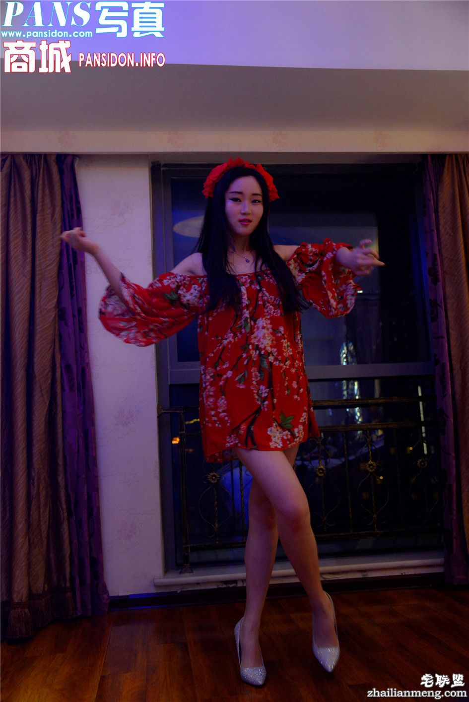 [PANS] 漂亮红衣美女小鱼香艳写真 第616期第3张