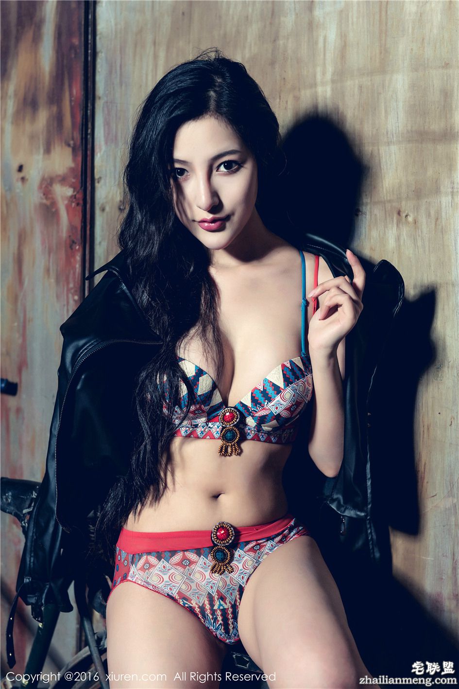 [秀人网] 长发小美眉UU阿文性感艺术照 第545期第6张