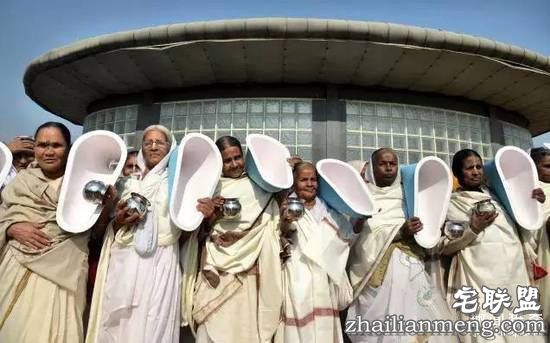 想在印度娶老婆…什么彩礼，都比不上一间厕所