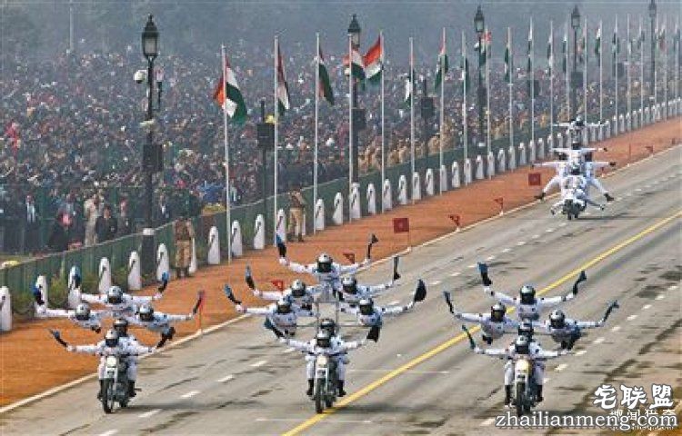 就是想红！所以印度人才拼命开挂自拍晒照