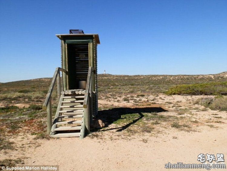 53岁阿姨建了一个网站，专门寻找澳洲的奇葩厕所