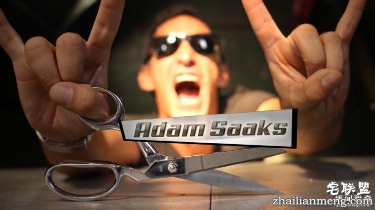 只靠一把剪刀，他就晋升为了世界顶级设计师！