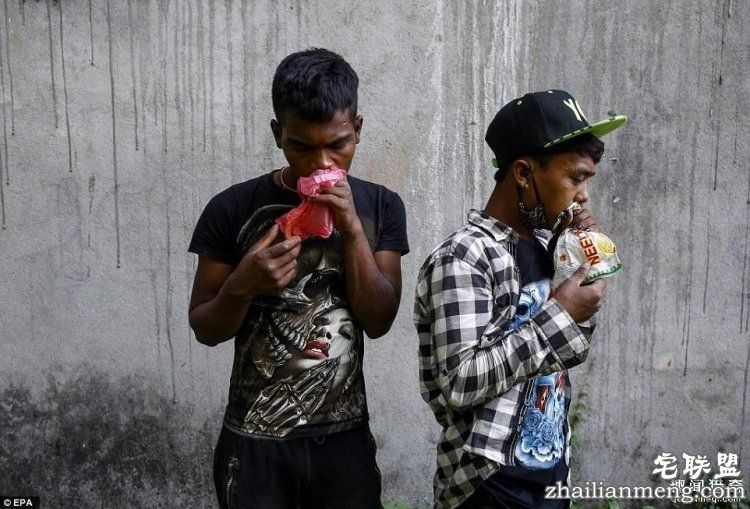 相比于吸雾霾，他们吸的东西才更叫人心寒