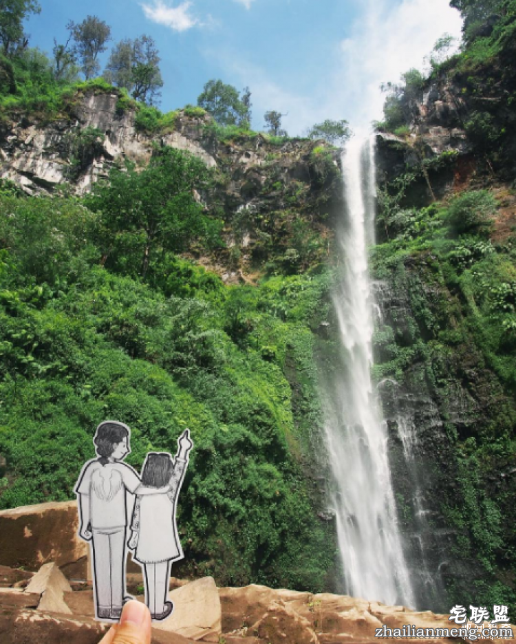 另类旅行照，带着漫画去旅行！