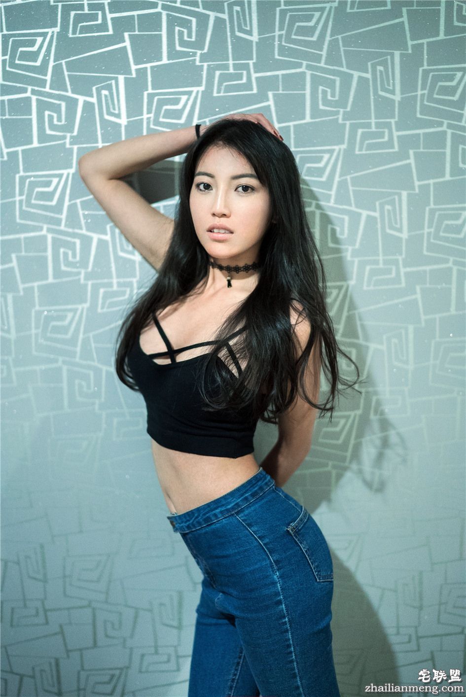 [推女郎] <a href=https://www.zhailm.com/e/tags/?tagname=%E6%80%A7%E6%84%9F target=_blank class=infotextkey>性感</a>牛仔裤<a href=https://www.zhailm.com/e/tags/?tagname=%E7%BE%8E%E5%A5%B3 target=_blank class=infotextkey>美女</a>土豆姐宾馆<a href=https://www.zhailm.com/e/tags/?tagname=%E8%AF%B1%E6%83%91 target=_blank class=infotextkey>诱惑</a><a href=https://www.zhailm.com/e/tags/?tagname=%E5%86%99%E7%9C%9F target=_blank class=infotextkey>写真</a> 第078期第1张