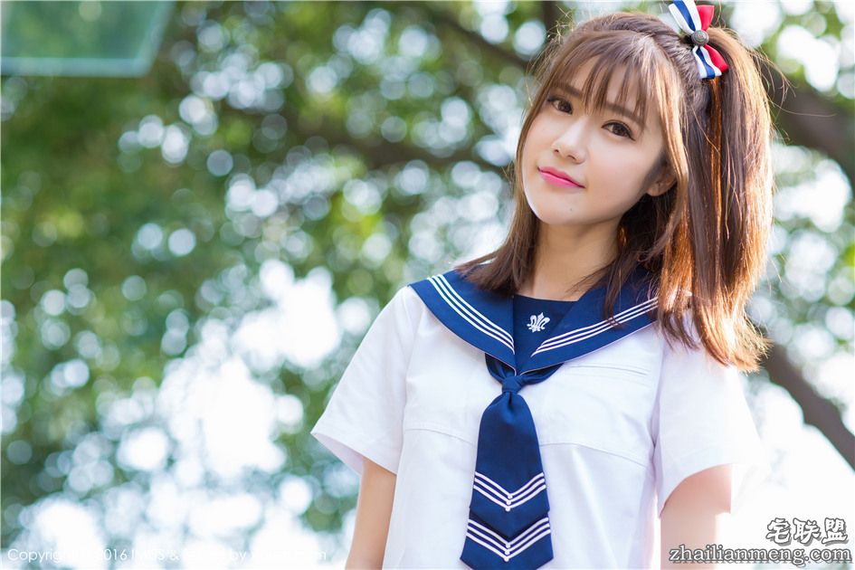 [爱蜜社] 小清新的女孩Sandy陈天扬户外学生装高清摄影图片 Vol.134第4张