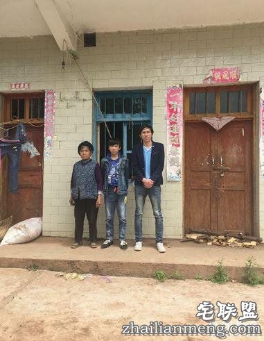 求大师P一个女人上去，证明我比前妻过得好！