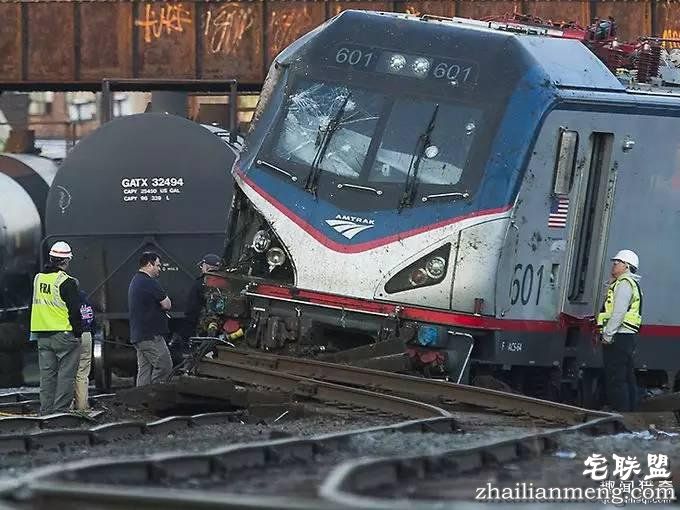 没有高铁就算了, 这个国家的火车还总出轨！