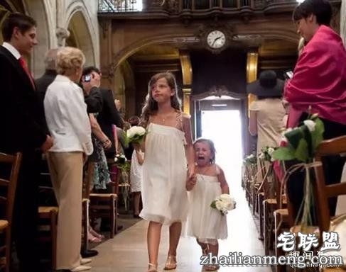 婚礼上最抢镜的，竟然不是新郎新娘……