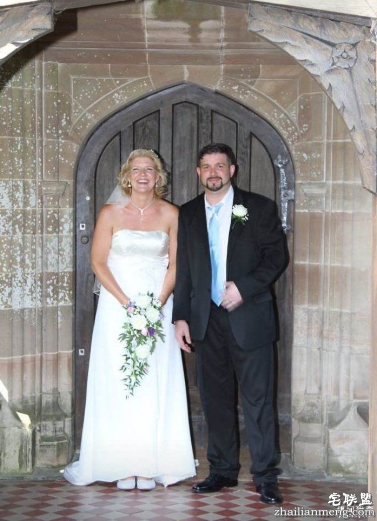 现实版浪漫韩剧！她用20年寻找与她一见钟情的14岁男孩，现在终于嫁给他