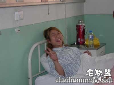 漂亮女孩14年吃5000斤土，世上的土都要被她吃完喽！