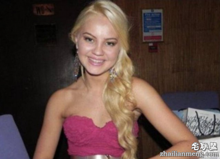 乌克兰女子不工作的理由是自己太美了，但你觉得呢？