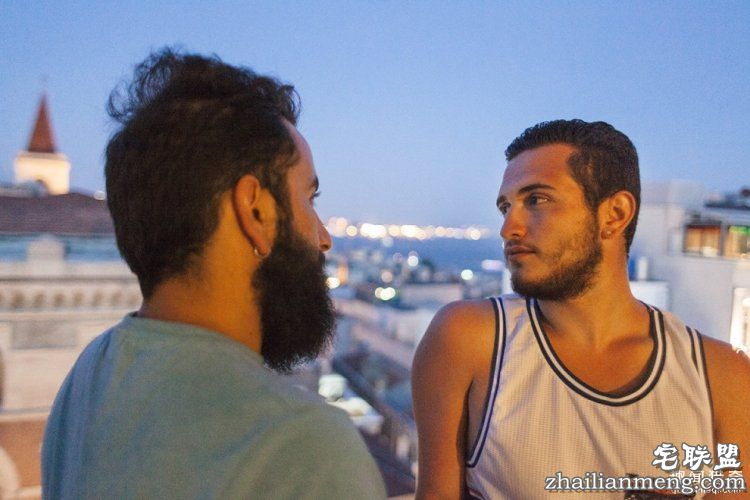 这两个叙利亚男同志的故事，会让你再一次相信爱情