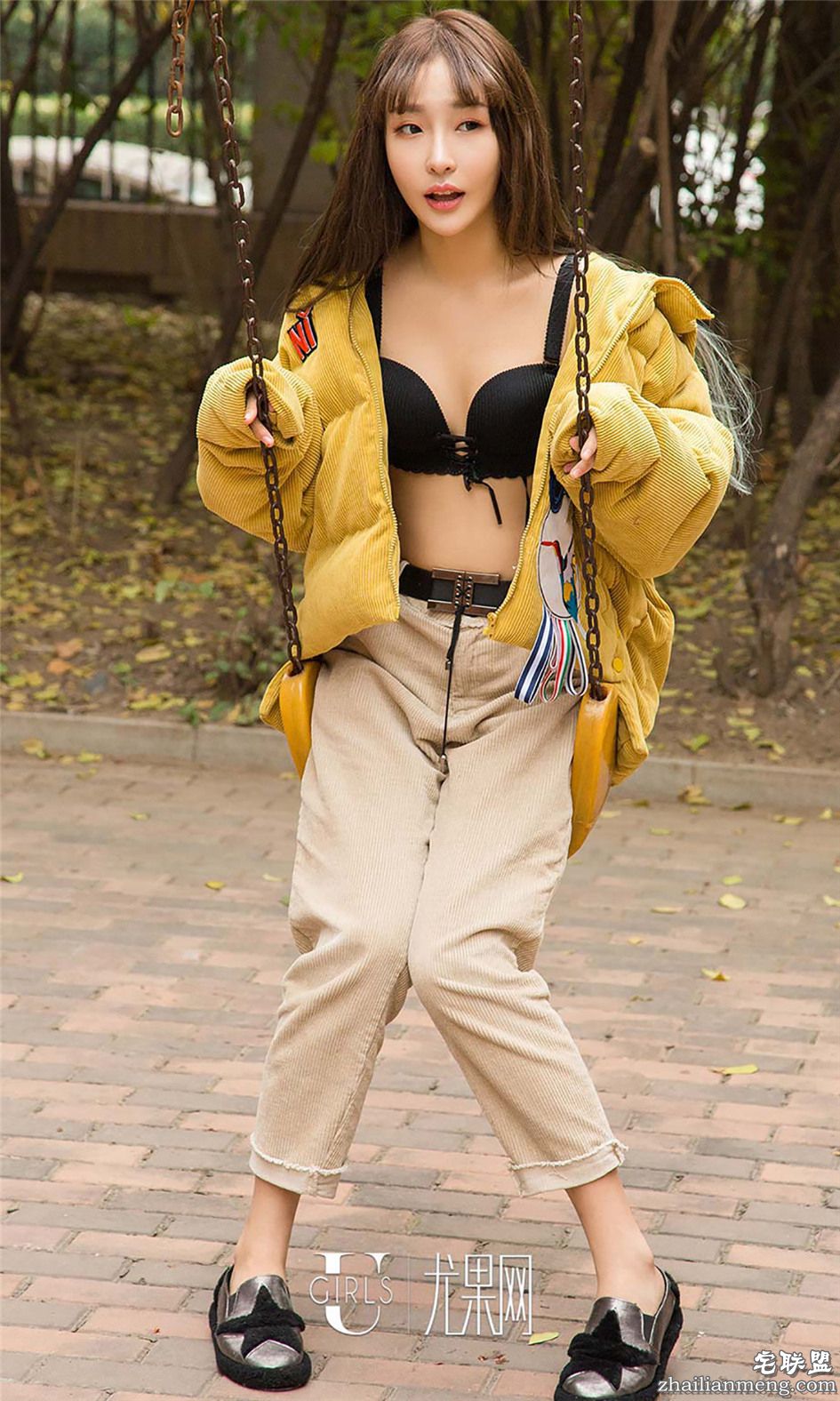 [尤果网] 捆绑穿制服的美女含含艺术摄影 第548期第10张