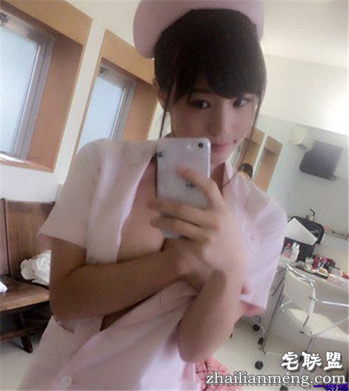 看我演的逼真不?