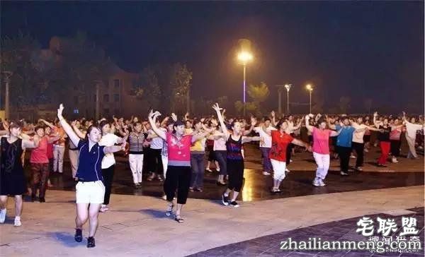 广场舞