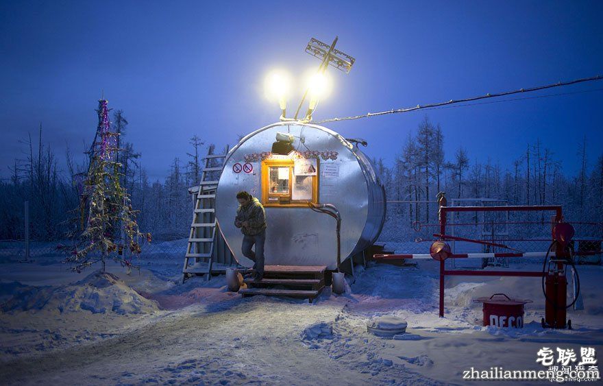 「跟火星一样冷」全世界最冷零下67度的地方，「车子不能熄火」居民生活超疯狂!