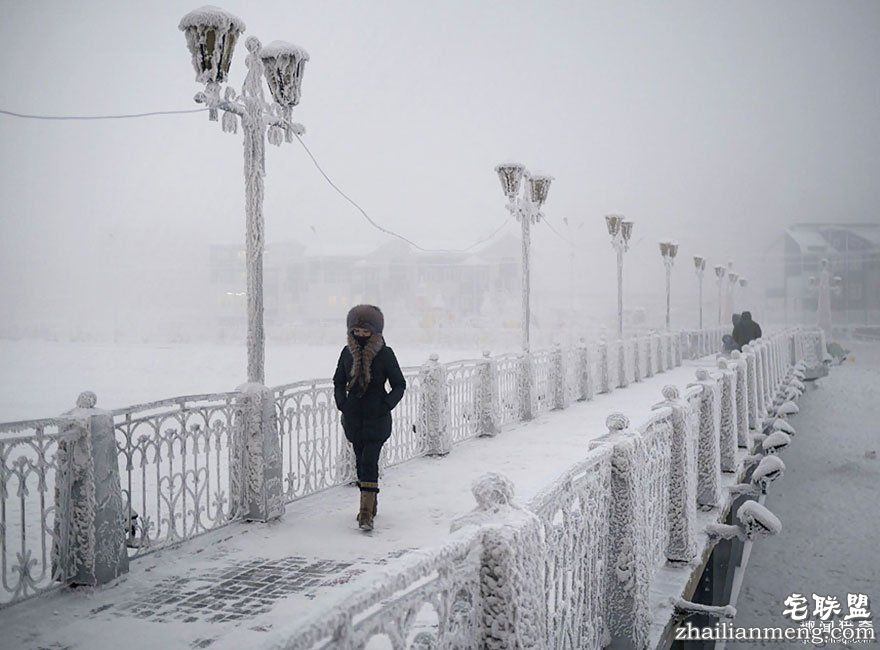 「跟火星一样冷」全世界最冷零下67度的地方，「车子不能熄火」居民生活超疯狂!