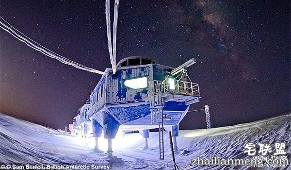 南极现一巨大冰裂谷，解体后海平面将上升10厘米