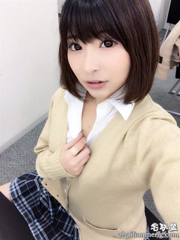 日本最美双胞胎自曝整容：为保持长相同步每次都一起