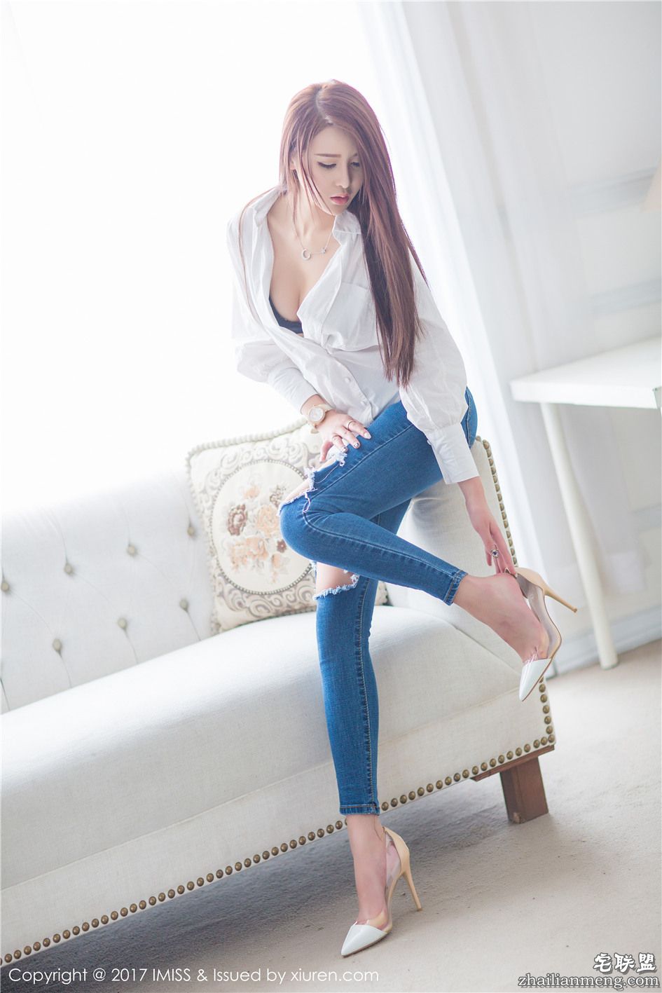 [爱蜜社] 国产极品气质女神娜大少爺极品黑丝美腿写真 Vol.148第9张