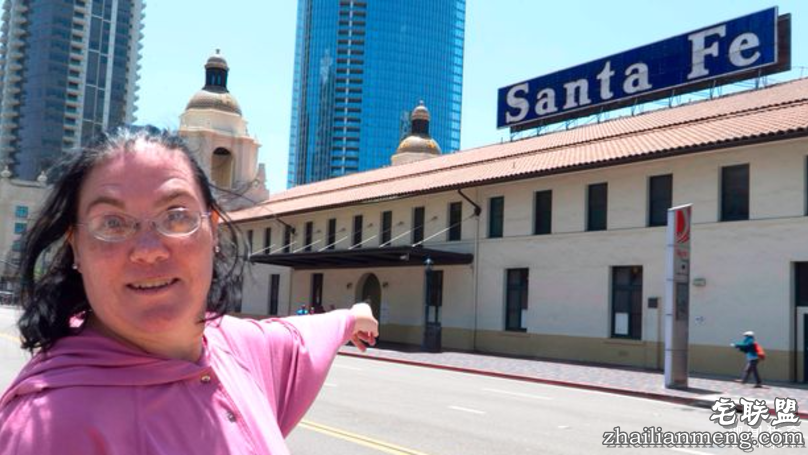 45岁妇「爱上火车站36年」爱到结婚了！每天花1小时跟车站做爱：「她」能让我高潮。