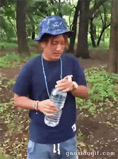 一口气喝了5斤水的结果