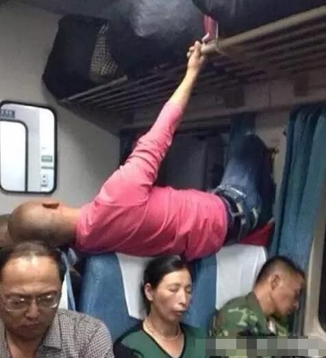 大叔，别人结婚你激动啥呢