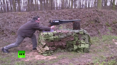 一口气喝了5斤水的结果