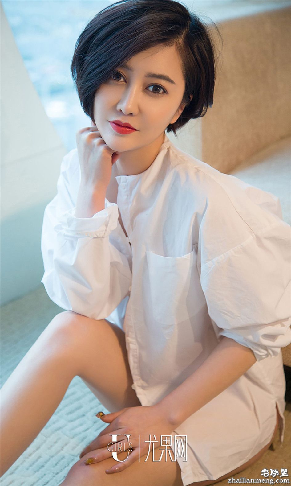 [尤果网] 气质御姐美女夏沫内衣秀图片 第775期第4张