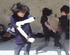 大叔，你这么玩，就是长十条舌头也不够用！