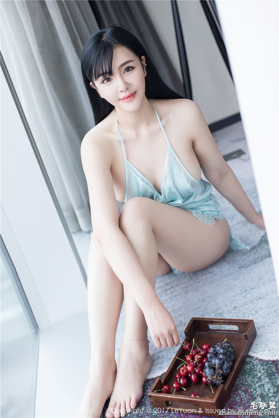 [星乐园] 年轻漂亮的美女刘钰儿吊带睡裙写真 VOL.045第2张