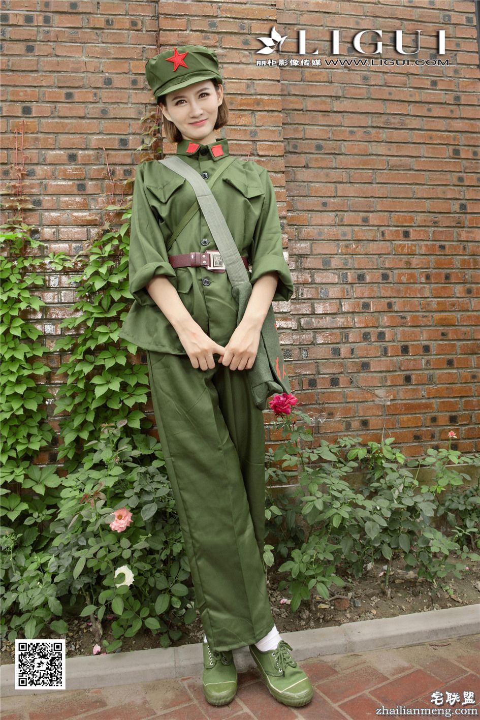 [丽柜] 红军美女AMY制服个性写真 第316期第4张