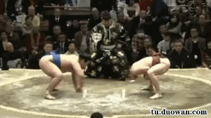 一口气喝了5斤水的结果