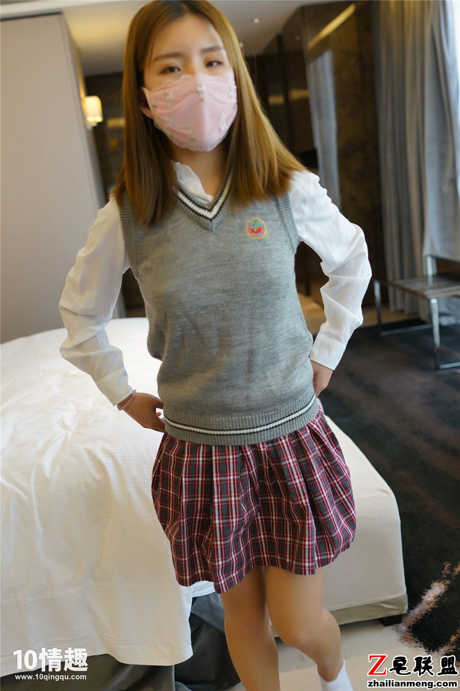 [<a href=https://www.zhailm.com/e/tags/?tagname=ROSI target=_blank class=infotextkey>ROSI</a><a href=https://www.zhailm.com/e/tags/?tagname=%E5%86%99%E7%9C%9F target=_blank class=infotextkey>写真</a>] <a href=https://www.zhailm.com/e/tags/?tagname=%E7%BE%8E%E5%A5%B3 target=_blank class=infotextkey>美女</a>学生穿学生装写真第1张