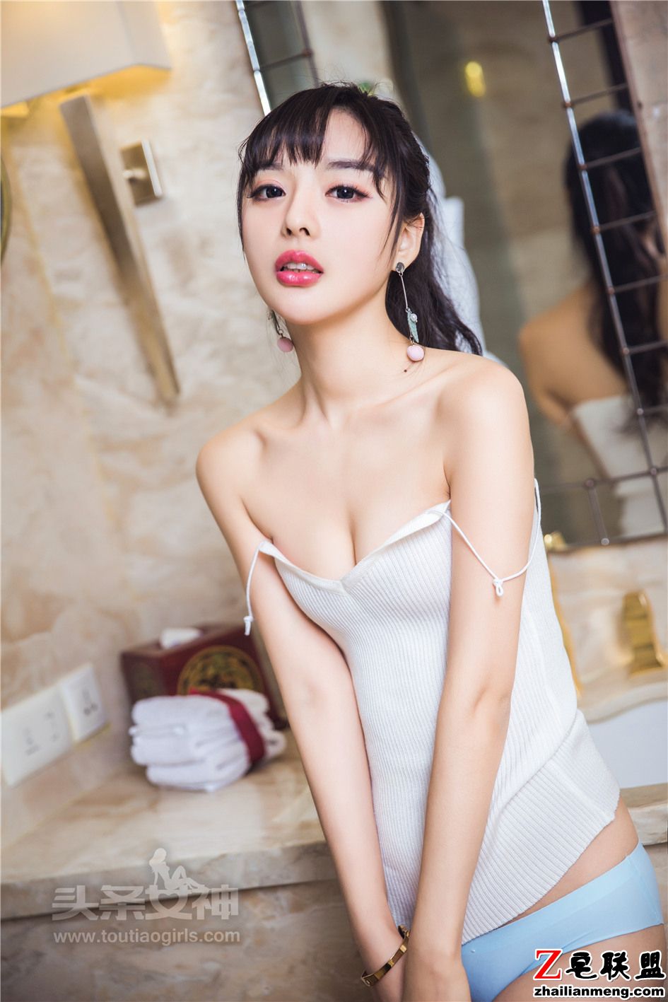 [头条女神] 嫩模周熙妍浴室私房写真 第385期第7张