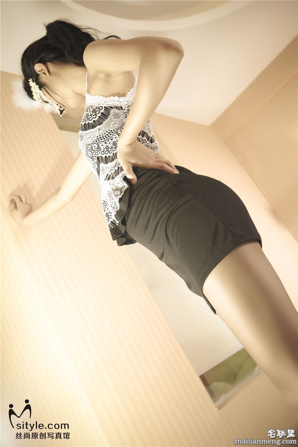 [丝尚写真] 俏丽人丝袜诱惑私拍写真 NO.139第22张
